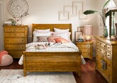The Carlyle Oak Collection